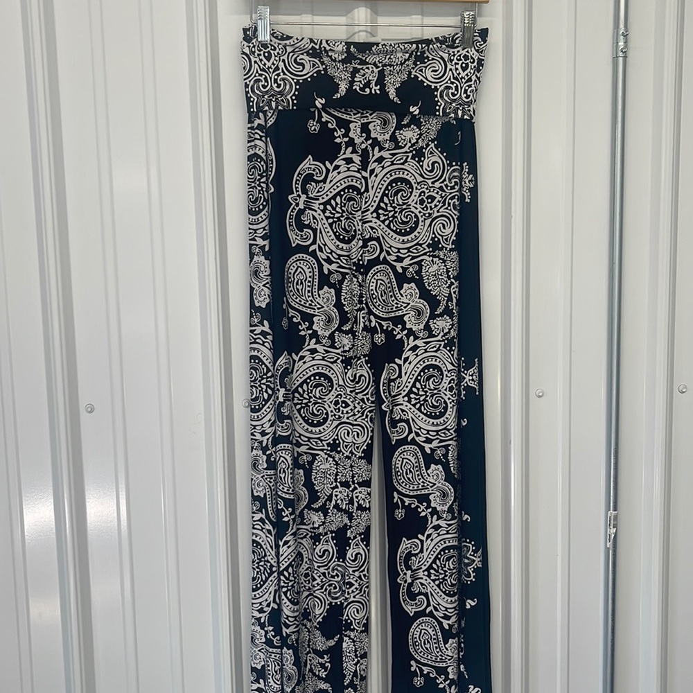 Uptown USA Palazzo Pants Pull on Fold Over New black white wide leg